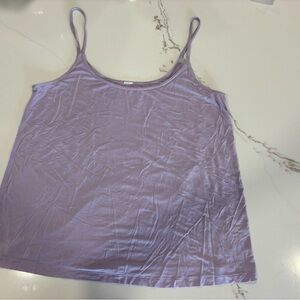 Lululemon tank